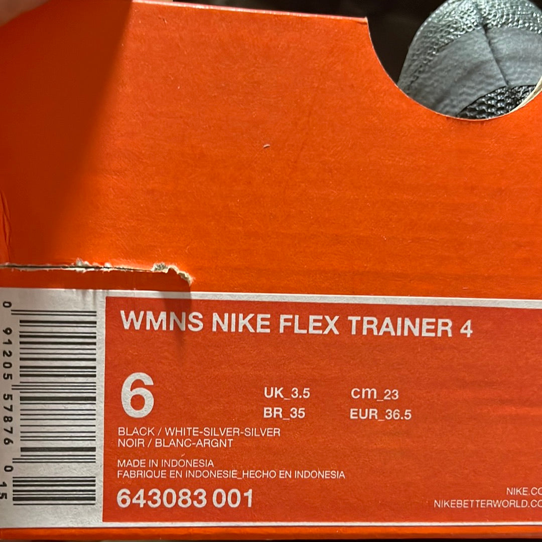 Woman’s Nike Flex Trainer