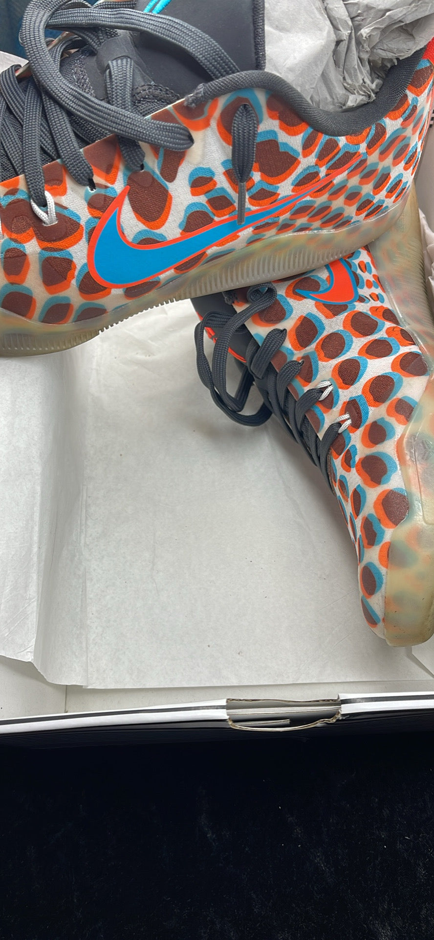 Mens Nike Kobe 11 XI Low EM 3D Polka Dot Basketball Shoes 836183-084 Size 9.5