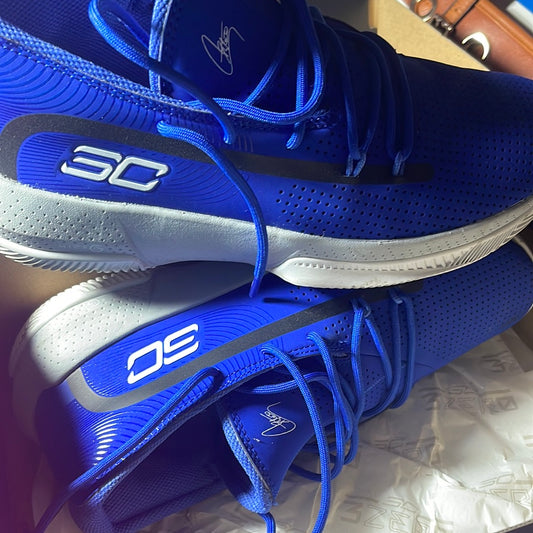 Under Armour Mens SC 3 ZER0 III 3022048-400 Blue Basketball Shoes