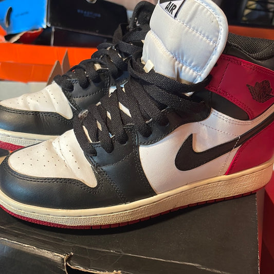 Nike Air Jordan 1 Retro High 2013 Black Toe