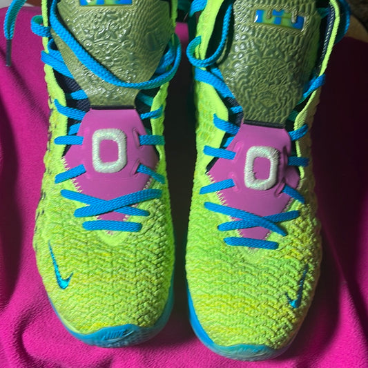 Nike LeBron 17 AS Promo Space Jam Mr. Swackhammer Multicolor CV8075-300