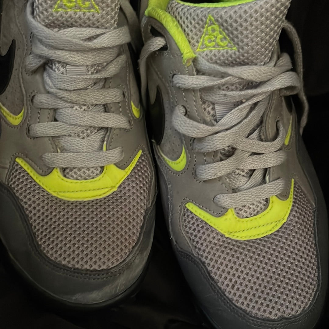 NIKE ACG AIR WILDWOOD SNEAKERS GRAY/BLACK/VOLT-GREEN MENS (377757-002)