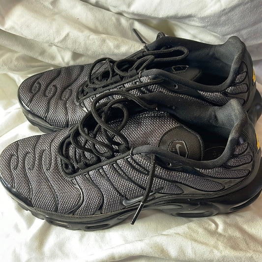 GUC Nike Air Max Plus TN Black/Grey 605112-050