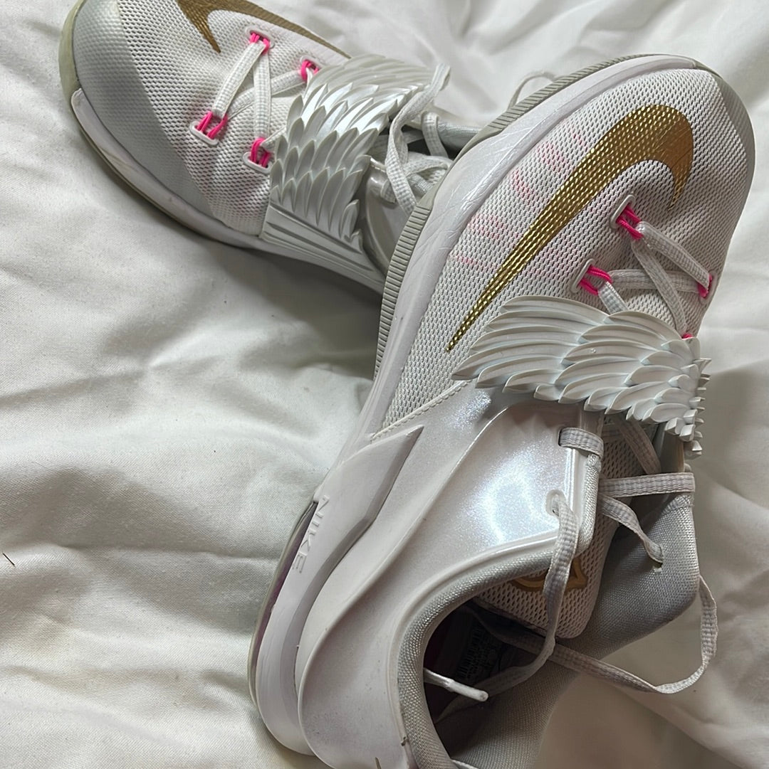 Nike Aunt Pearl 745407-176 White Basketball Sneakers Athletic