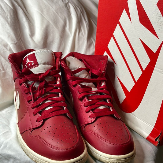 Nike AIR JORDAN 1 Retro Mid Gym Red 2.0, 554724-600