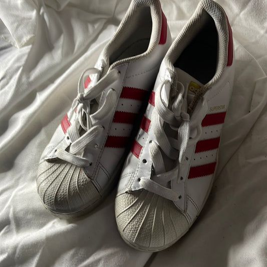 Adidas Sneakers