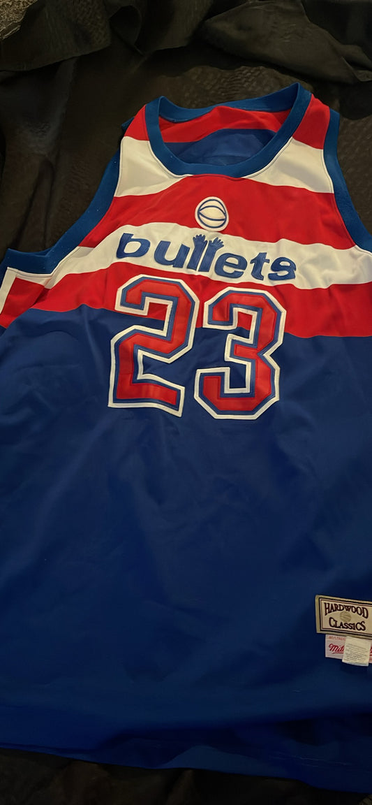 Vintage Mitchell & Ness Hardwood Classics Bullets Michael Jordan 23 Jersey