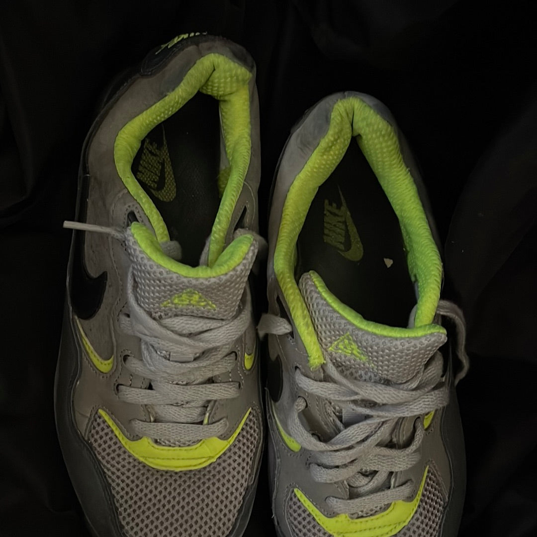 NIKE ACG AIR WILDWOOD SNEAKERS GRAY/BLACK/VOLT-GREEN MENS  (377757-002)