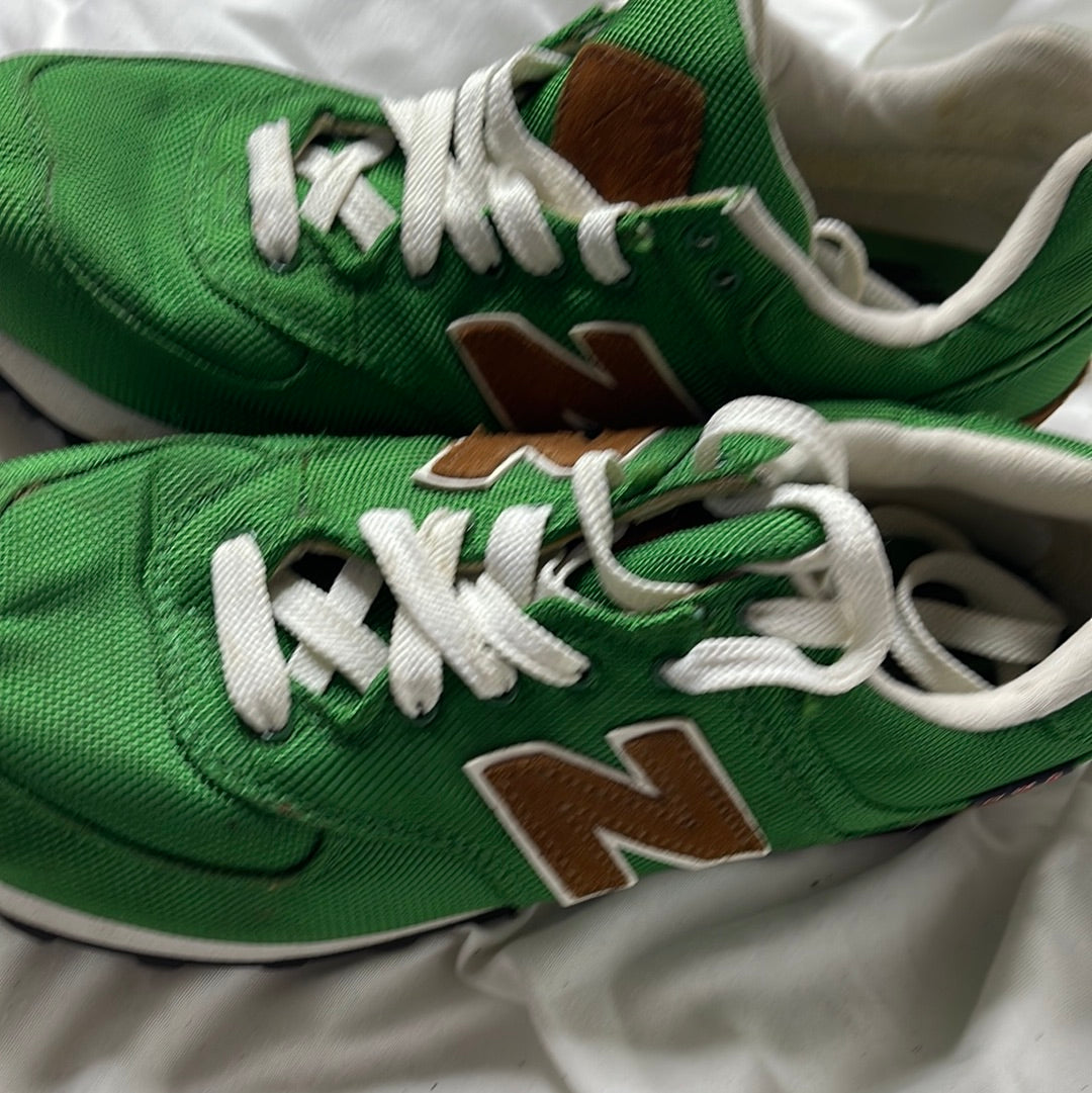 New Balance Sneakers
