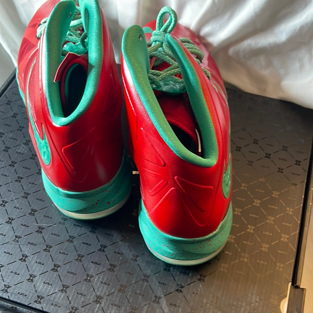 Nike LeBron 578346-993