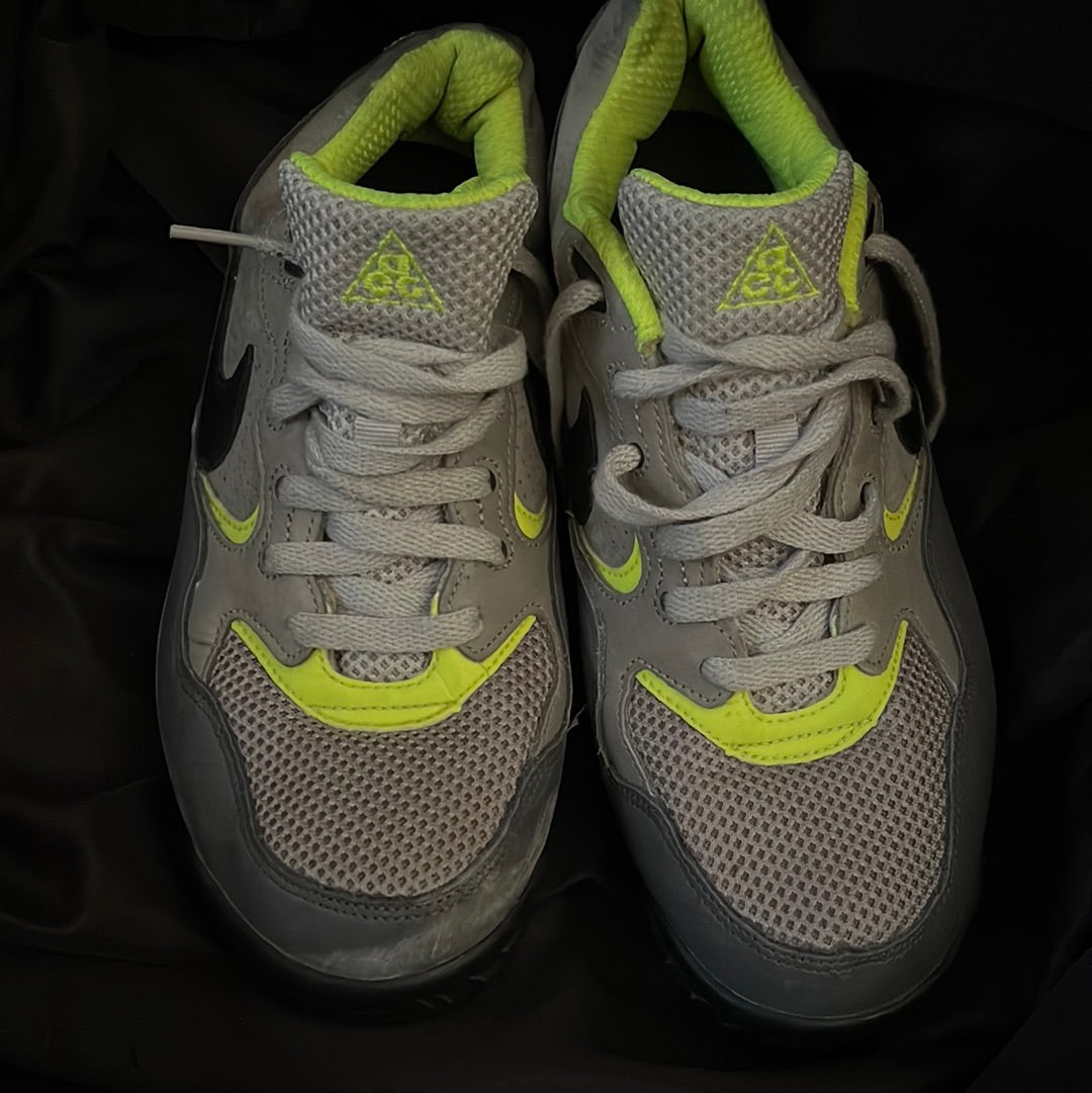 NIKE ACG AIR WILDWOOD SNEAKERS GRAY/BLACK/VOLT-GREEN MENS  (377757-002)